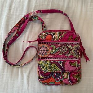 VERA BRADLEY PAISLEY PINK CROSSBODY BAG